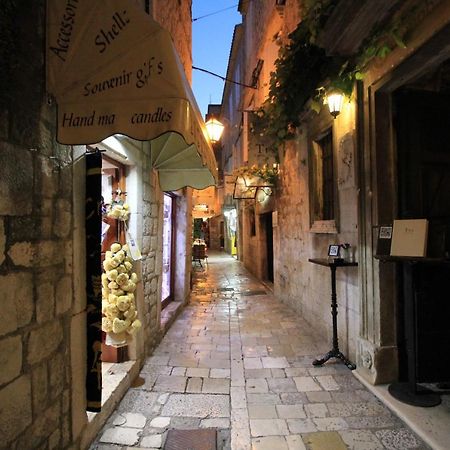 Town House In The Centre Of Historic Trogir Exterior foto