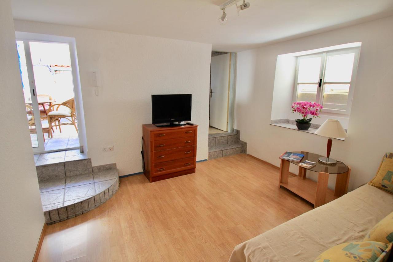 Town House In The Centre Of Historic Trogir Exterior foto